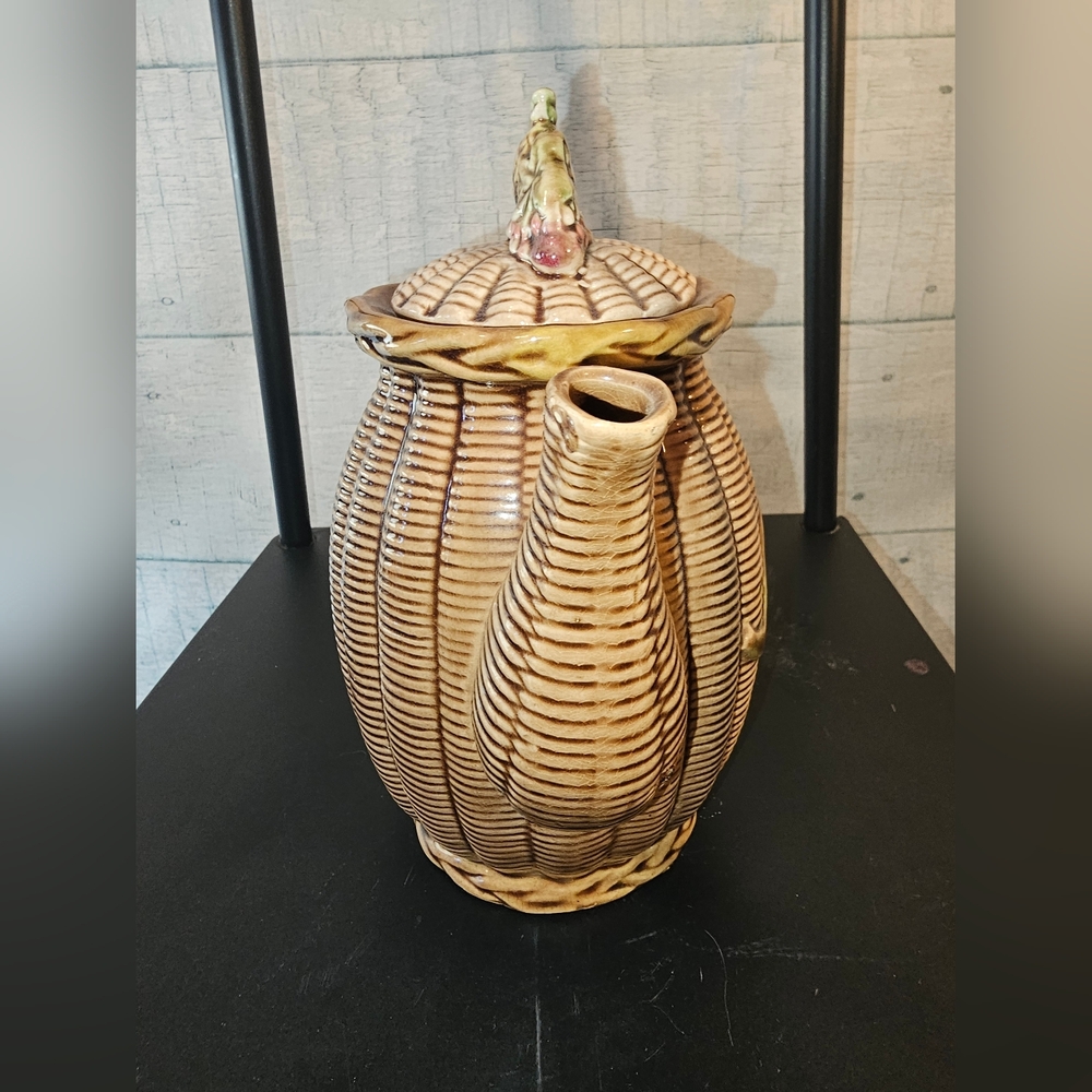 Tilso Rustic Wicker-Style Ceramic Tea Pot - Picture 2 of 9
